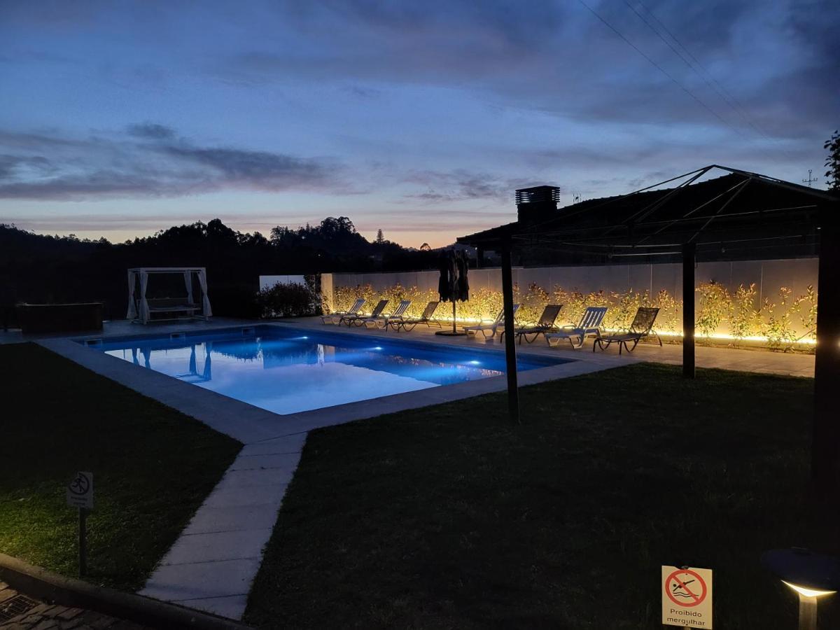 Villa Moura - Pool & Jacuzzi Póvoa de Lanhoso Eksteriør billede